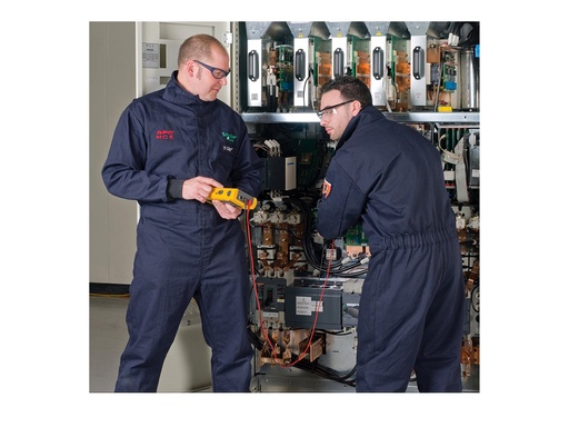 [WOE1YR-VS2-A41] APC On-Site Warranty Extension - Serviceerweiterung - Arbeitszeit und Ersatzteile (für USV 20 - 25 kVA)